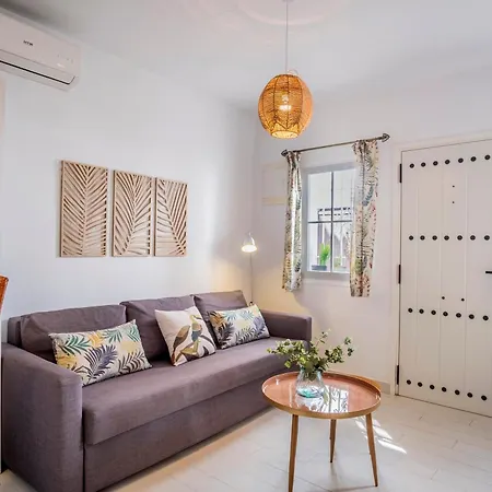 Charming Townhouse *