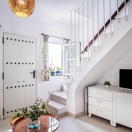 Apartamento Charming Townhouse Estepona