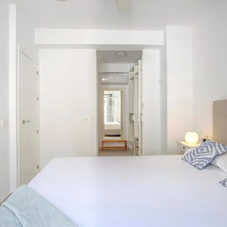 Апартаменты Charming Townhouse Эстепона