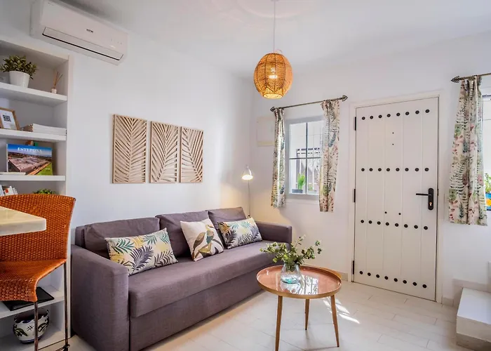 Charming Townhouse *