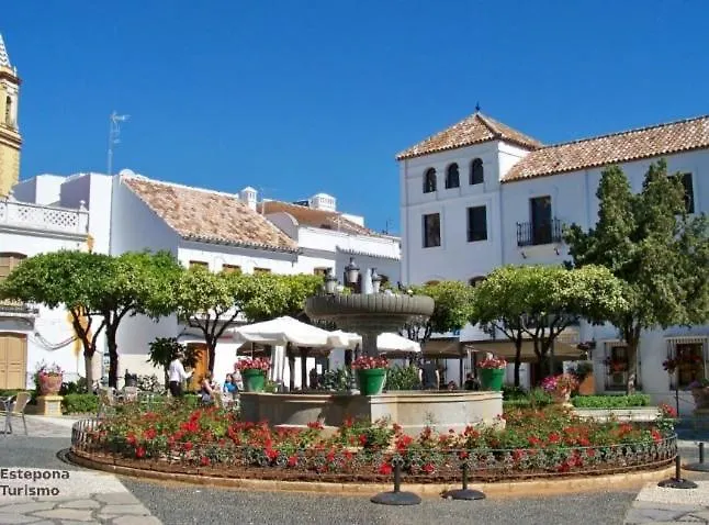 Charming Townhouse Estepona